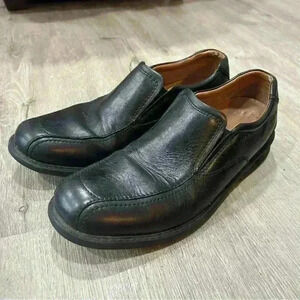 Clarks Black Leather Slip On Loafers Men’s Size 9